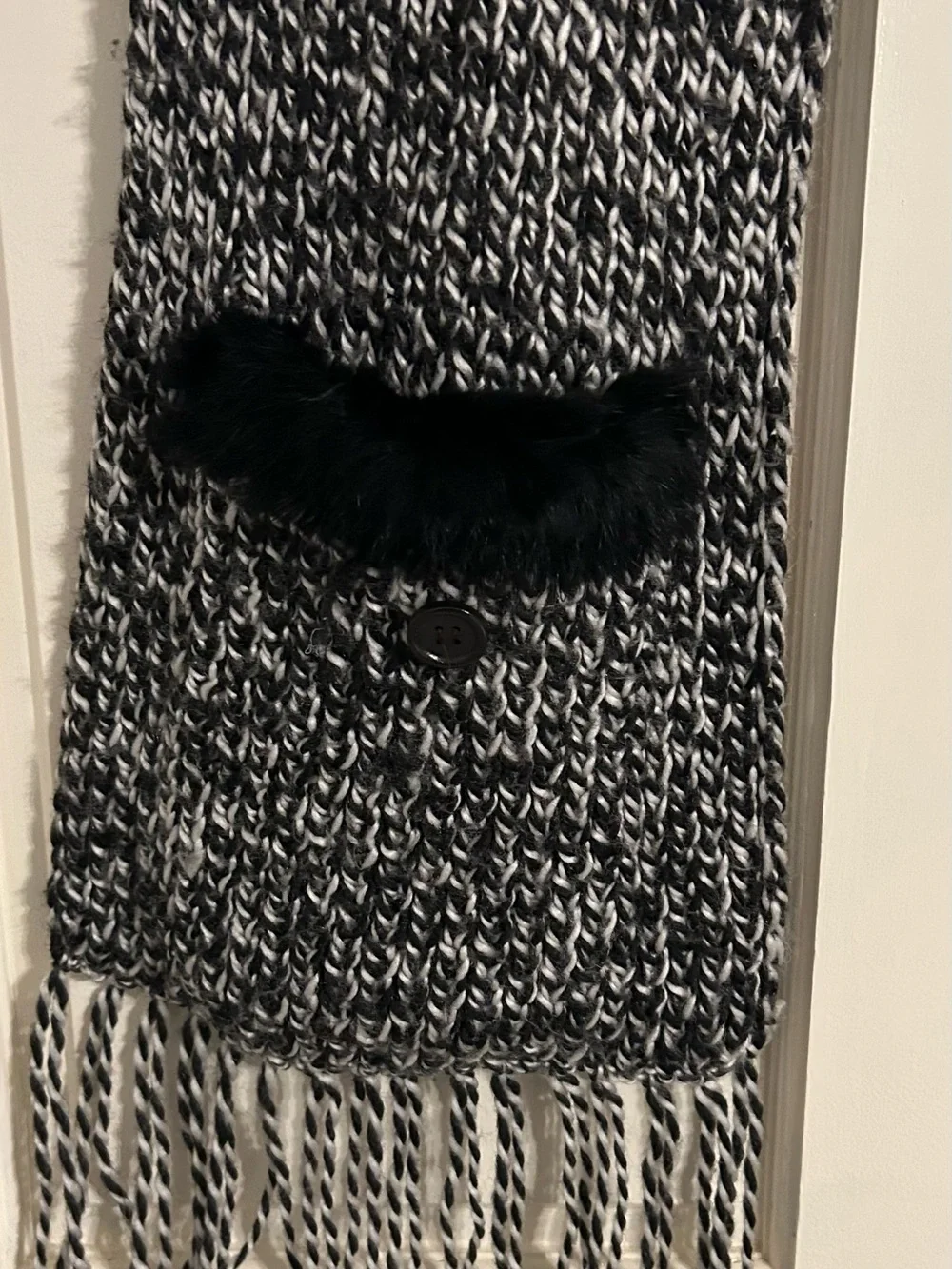 Murval Paris Black & White Marled Knit Scarf with Fringe Pockets Faux Fur